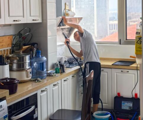 你真的会打扫厨房卫生吗?教你一些厨房打扫神操作